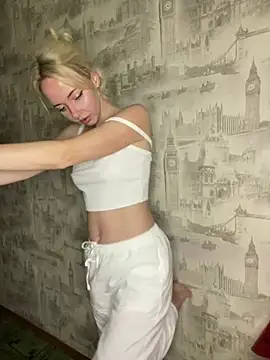 Kristina03 online show from April 2026 08:50:02 PM