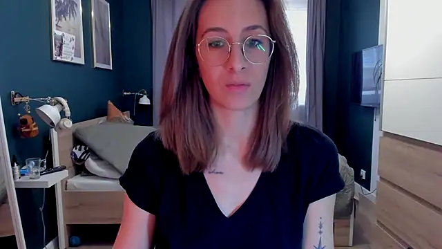 DesireMore90 online show from April 2026 03:17:01 PM