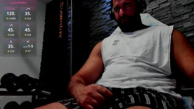 Snapshot of David_Big_Daddy chatting on July 2026 06:57:02 PM David Big Daddy online show from July 2026 06:57:02 PM