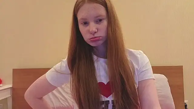 FiaMoor online show from April 2026 10:09:02 PM