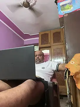 Snapshot of Dick_6inches chatting on July 2026 05:09:02 AM Dick 6inches online show from July 2026 05:09:02 AM