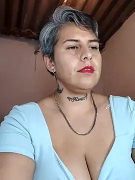 Snapshot of Yessi_rousse chatting on June 2026 02:39:01 AM Yessi rousse online show from June 2026 02:39:01 AM