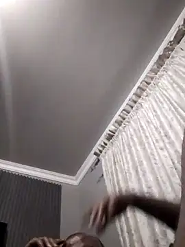 Snapshot of TheTwist chatting on February 2025 11:00:02 PM TheTwist online show from February 2025 11:00:02 PM