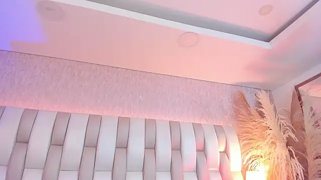 Rebeca jones online show from March 2026 12:12:02 PM