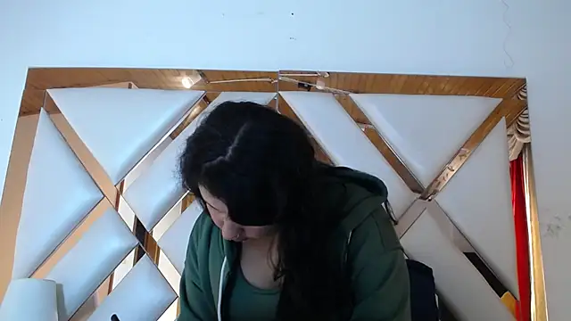 nathaly low1 online show from April 2026 12:50:02 PM