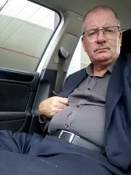 stiffandlubedxh online show from February 2025 07:42:02 AM