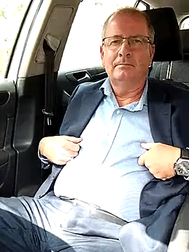 stiffandlubedxh online show from March 2025 01:14:01 AM