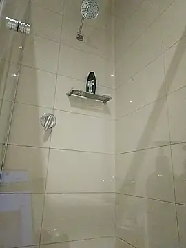 stiffandlubedxh online show from March 2026 11:38:01 AM