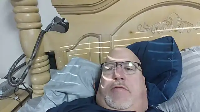 Bigbear0563 online show from February 2026 04:16:01 PM