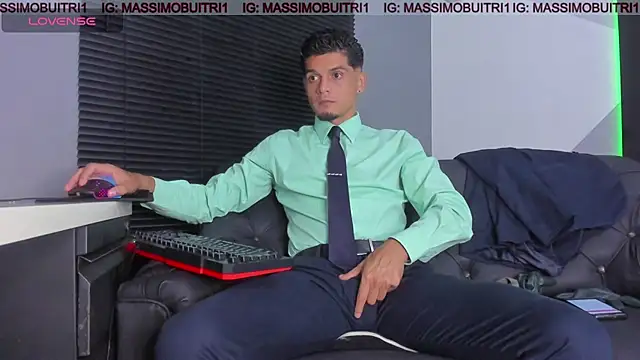 Snapshot of massimo_g chatting on June 2026 12:11:01 AM massimo g online show from June 2026 12:11:01 AM