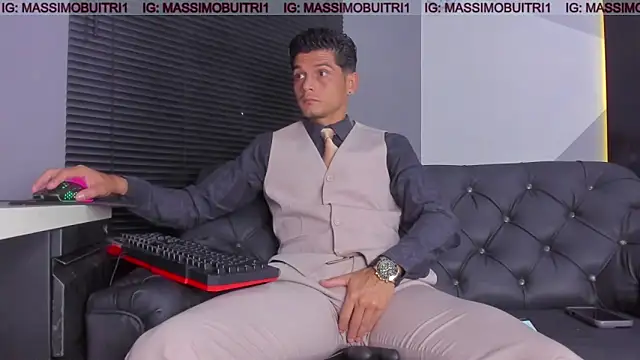 Snapshot of massimo_g chatting on June 2026 01:17:02 AM massimo g online show from June 2026 01:17:02 AM