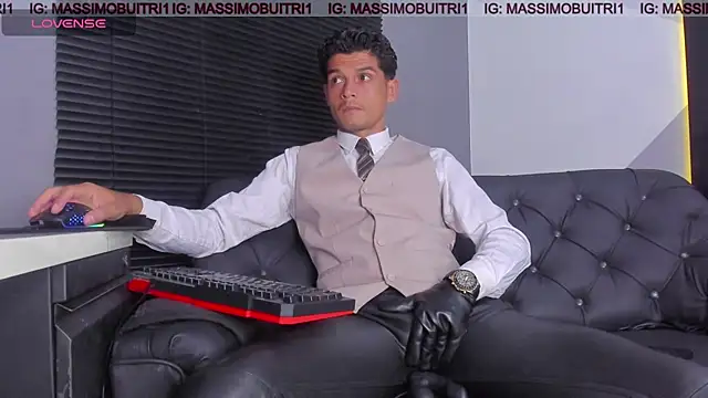 Snapshot of massimo_g chatting on July 2026 12:23:02 AM massimo g online show from July 2026 12:23:02 AM