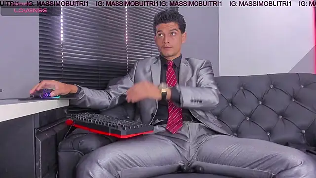 Snapshot of massimo_g chatting on July 2026 01:28:01 PM massimo g online show from July 2026 01:28:01 PM