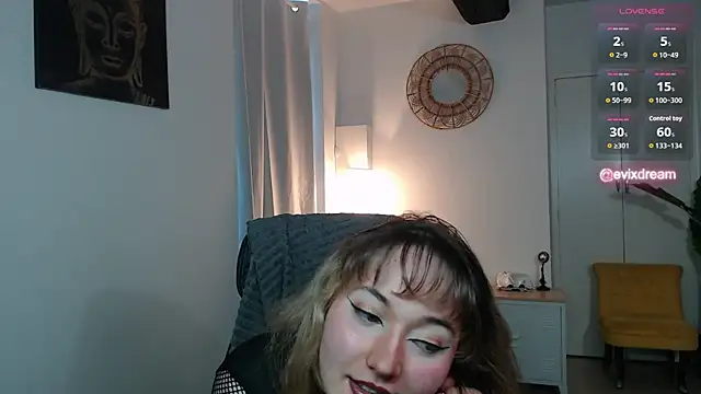 Crystal-dreamt online show from April 2026 09:07:02 AM