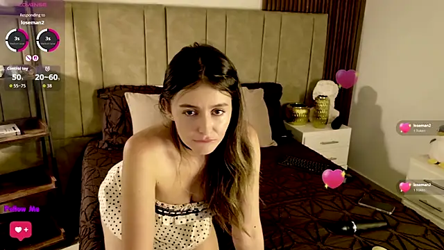 Snapshot of Isabellacharm chatting on June 2026 04:22:01 PM Isabellacharm online show from June 2026 04:22:01 PM