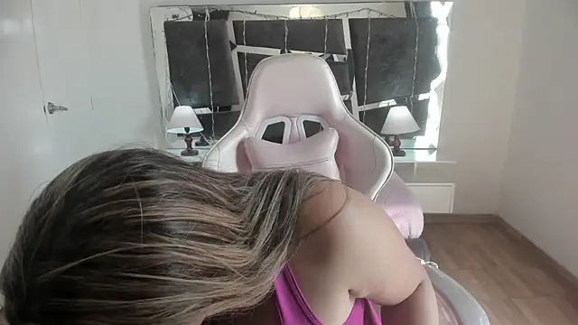 Snapshot of victoria_rosse520 chatting on March 2025 07:48:02 PM victoria rosse520 online show from March 2025 07:48:02 PM