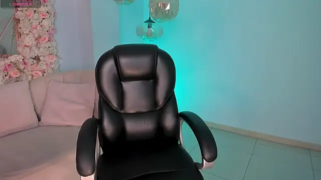 MileyCruz  online show from April 2026 07:51:02 PM