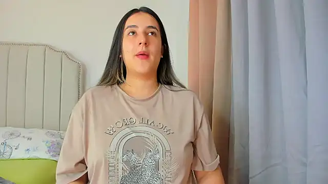 Hanna86 online show from March 2026 01:33:01 PM