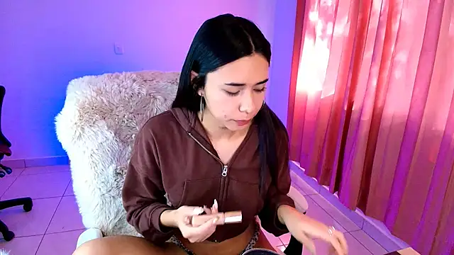 AmyOlimpo online show from December 2025 01:51:02 PM