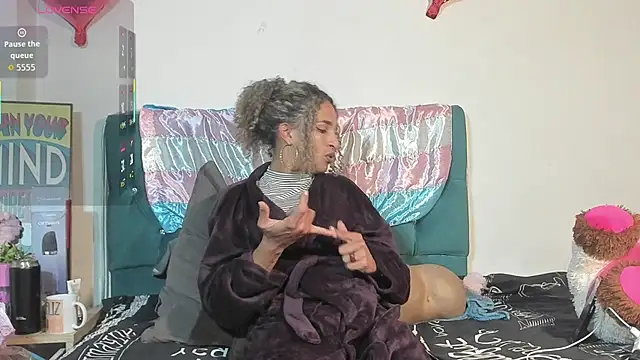 Snapshot of StefanyMiler chatting on July 2026 04:19:01 AM StefanyMiler online show from July 2026 04:19:01 AM