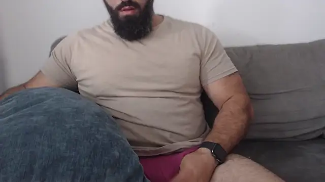 Snapshot of hugemachohandsome chatting on July 2026 07:35:01 AM hugemachohandsome online show from July 2026 07:35:01 AM