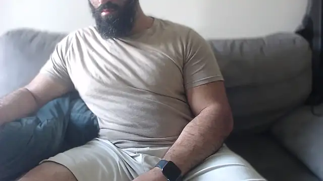 Snapshot of hugemachohandsome chatting on July 2026 06:16:02 AM hugemachohandsome online show from July 2026 06:16:02 AM