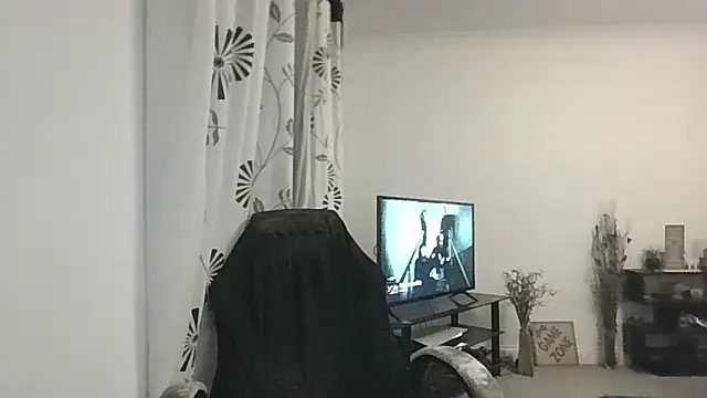 33ENG online show from October 2025 11:50:01 PM