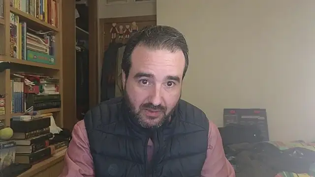 curiosillo83 online show from February 2026 03:45:01 PM