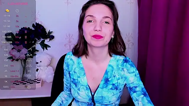 KindHazelHere  online show from April 2026 07:31:01 AM