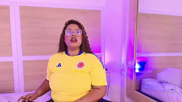 Snapshot of _nickypurple_ chatting on June 2026 11:47:02 AM nickypurple online show from June 2026 11:47:02 AM