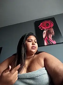biancabombombbw online show from November 2025 04:22:01 PM