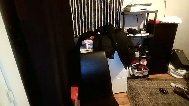 Bebemickey75 online show from February 2025 09:09:01 PM