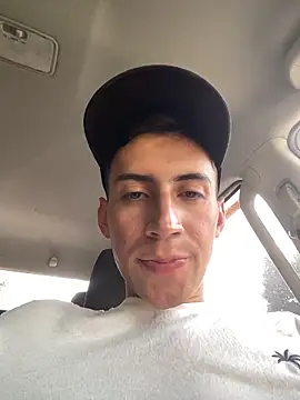 Snapshot of vpn1000 chatting on December 2025 08:07:02 PM vpn1000 online show from December 2025 08:07:02 PM