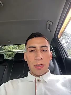 Snapshot of vpn1000 chatting on February 2026 09:55:01 PM vpn1000 online show from February 2026 09:55:01 PM