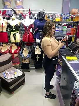 ROSALIALUCY online show from May 2026 11:49:01 AM