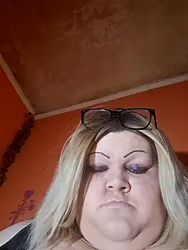 ducicsajsziii online show from April 2026 08:02:02 AM