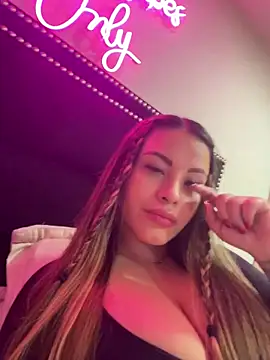 sexyyykloee online show from May 2026 05:36:01 AM