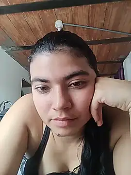 Snapshot of Danna_777 chatting on May 2026 02:58:02 PM Danna 777 online show from May 2026 02:58:02 PM