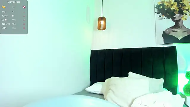 dolly zoe online show from April 2026 07:45:01 AM