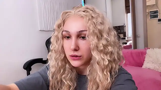 CarolMay online show from June 2026 05:31:02 AM