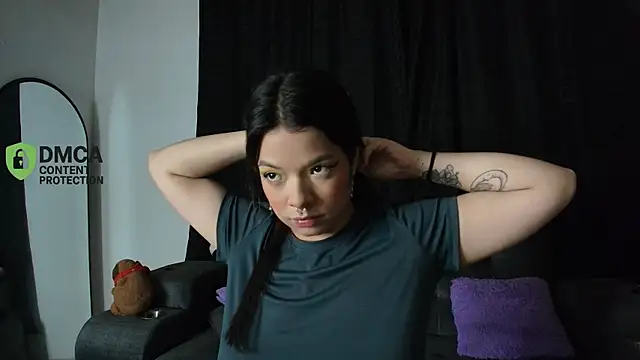 yungelitamor  online show from April 2026 05:24:02 AM