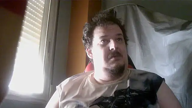 Snapshot of porkorossy chatting on June 2026 01:35:01 PM porkorossy online show from June 2026 01:35:01 PM