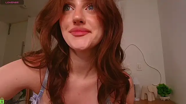 Skinny Alice online show from March 2026 11:32:01 PM