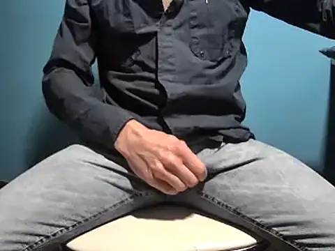 Pol8822 online show from March 2026 02:45:01 PM