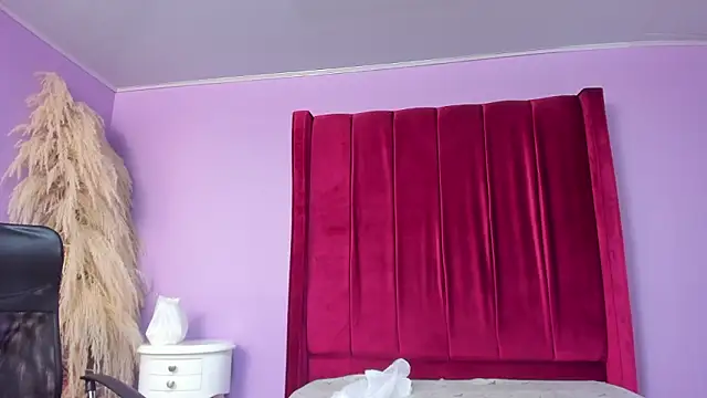 Shanelle   online show from March 2026 01:25:01 PM