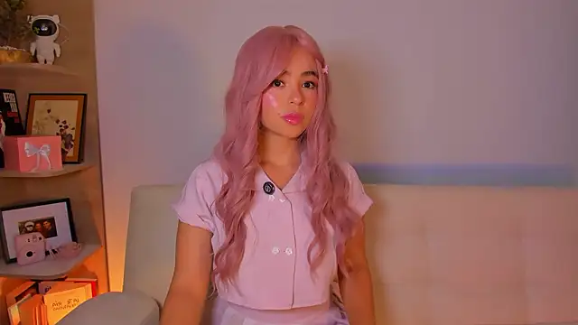 Olivia xd  online show from March 2026 05:07:01 AM