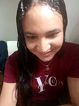 Andrys  online show from April 2026 09:15:01 PM