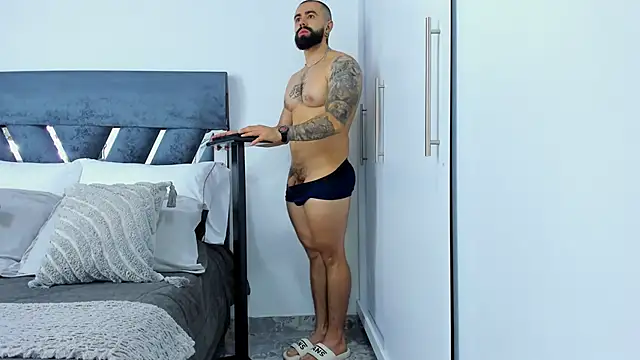 Zack Froone online show from October 2025 12:49:02 PM