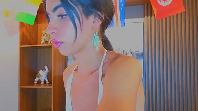 Alahia Rodriguez online show from July 2026 07:31:01 PM