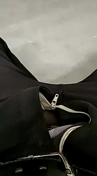 samlord261 online show from December 2024 02:38:02 PM